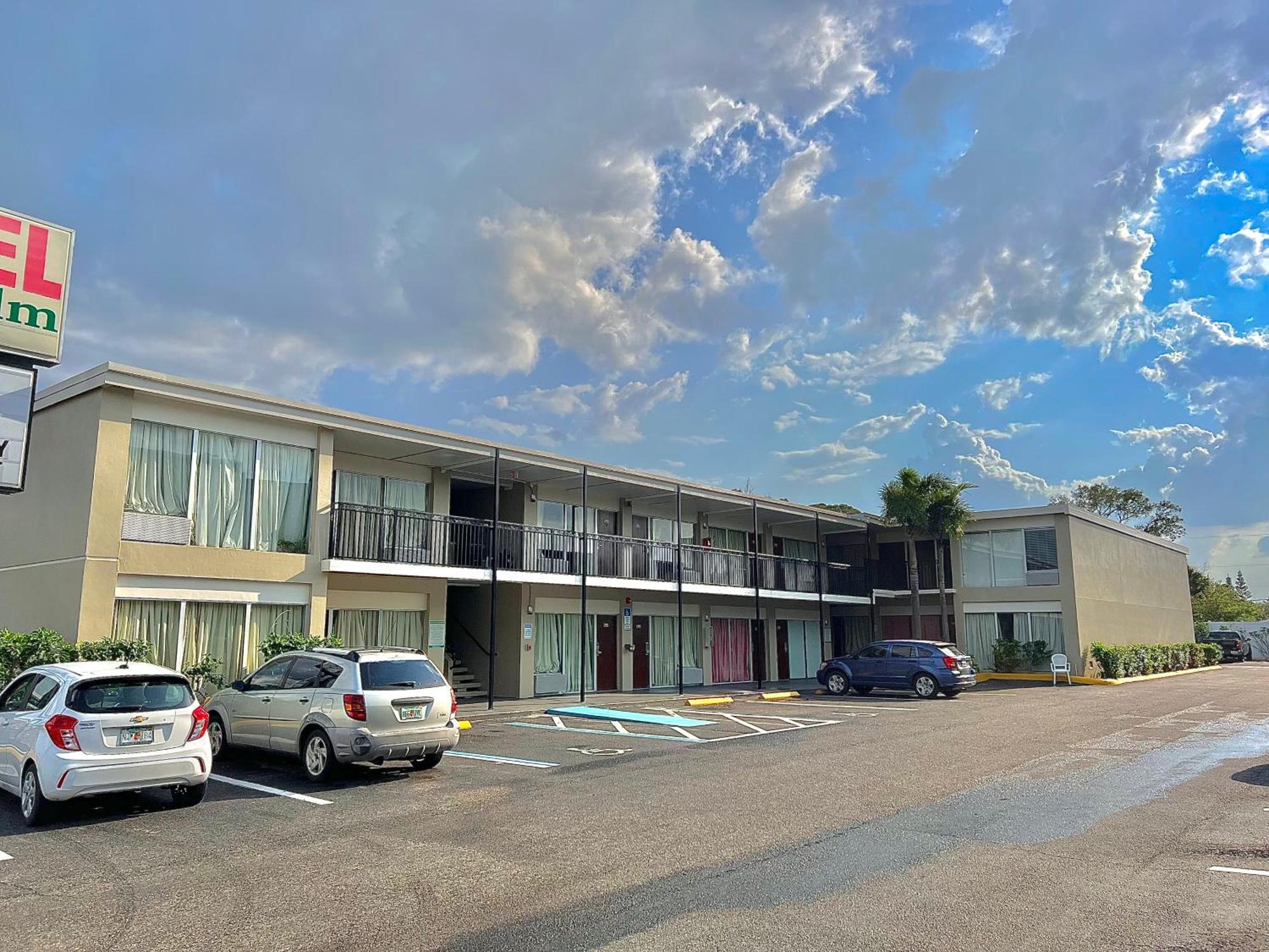 River Palm Hotel Melbourne Exterior photo